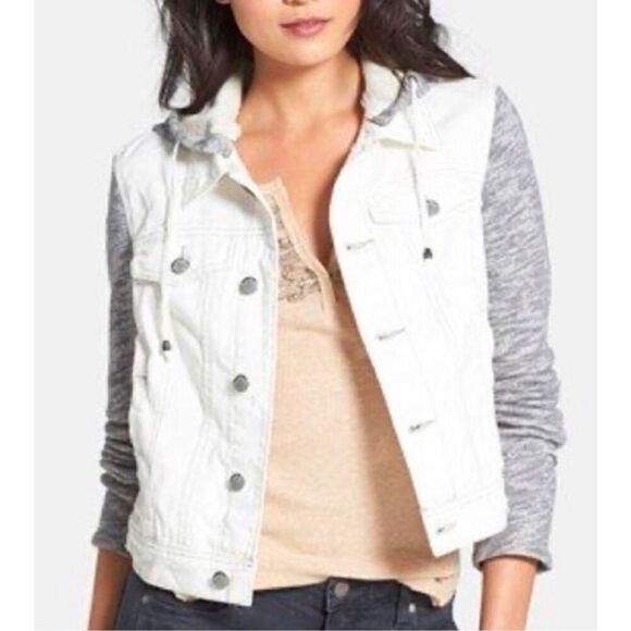 Free people white denim distressed jean jacket small - Picture 1 of 9